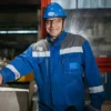 Conjunto de ropa de trabajo industrial con camisa y pantalon de grafa azul mecanico por encargo de sastreria juan